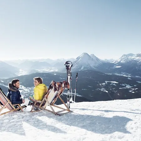 The Seefeld Retreat - Family Friendly - Mountain Views * Seefeld w Tirolu